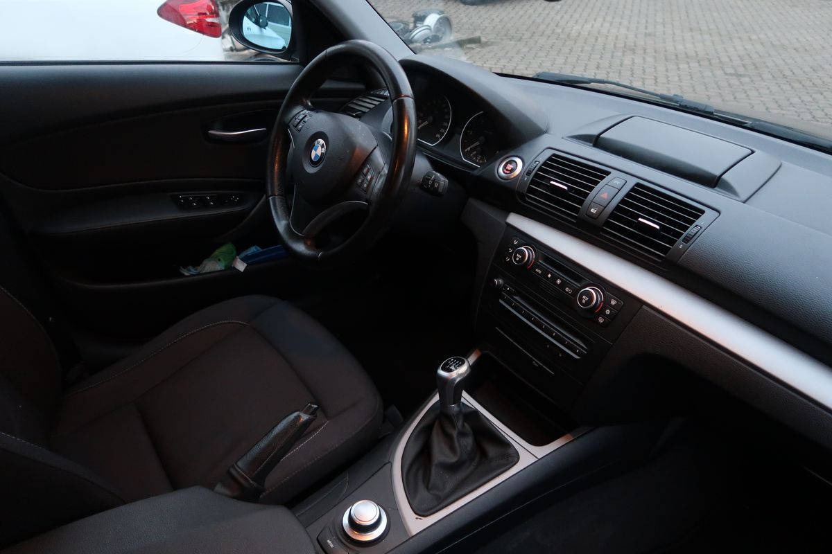 BMW 118d Bild 11