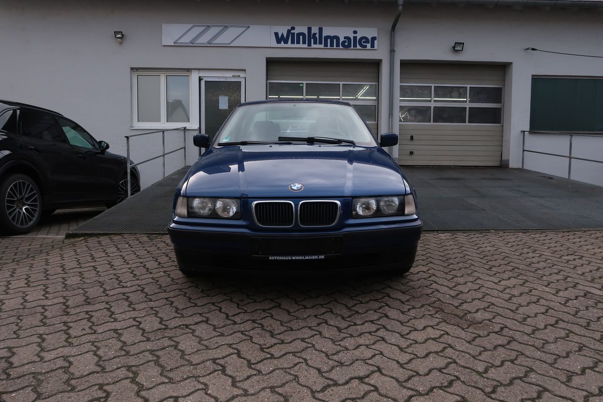BMW 318i Limousine Bild 1