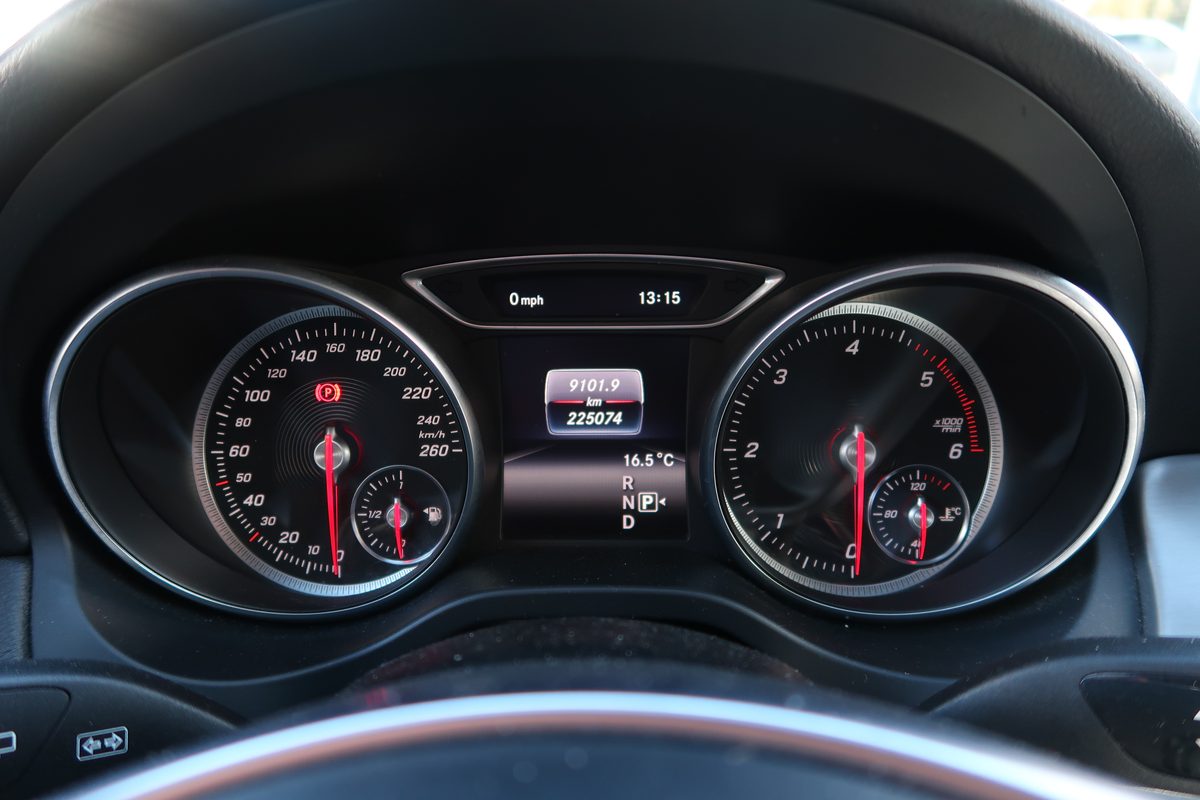 Mercedes-Benz CLA 220d Bild 8