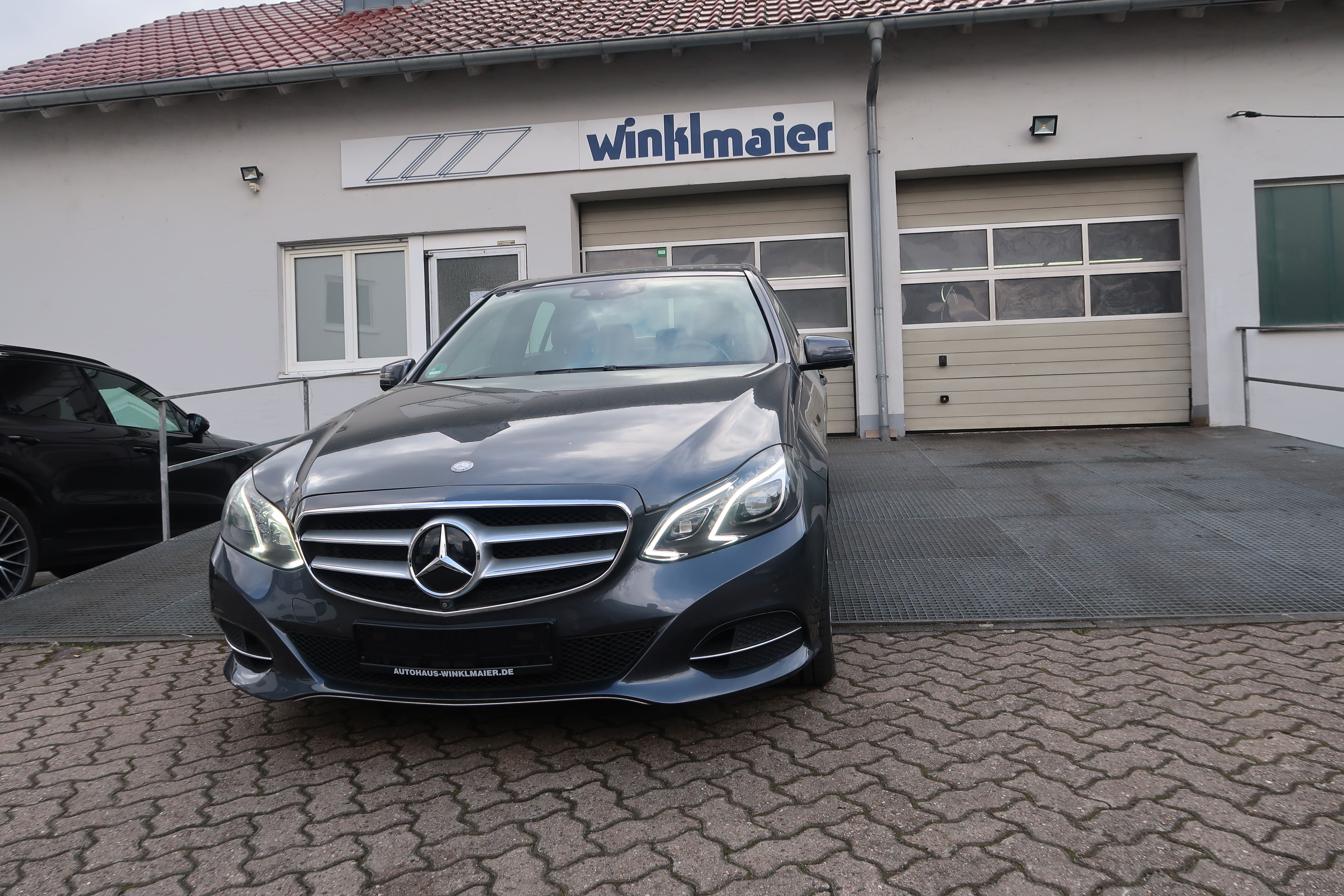 Mercedes-Benz E 350 CDI Bild 3