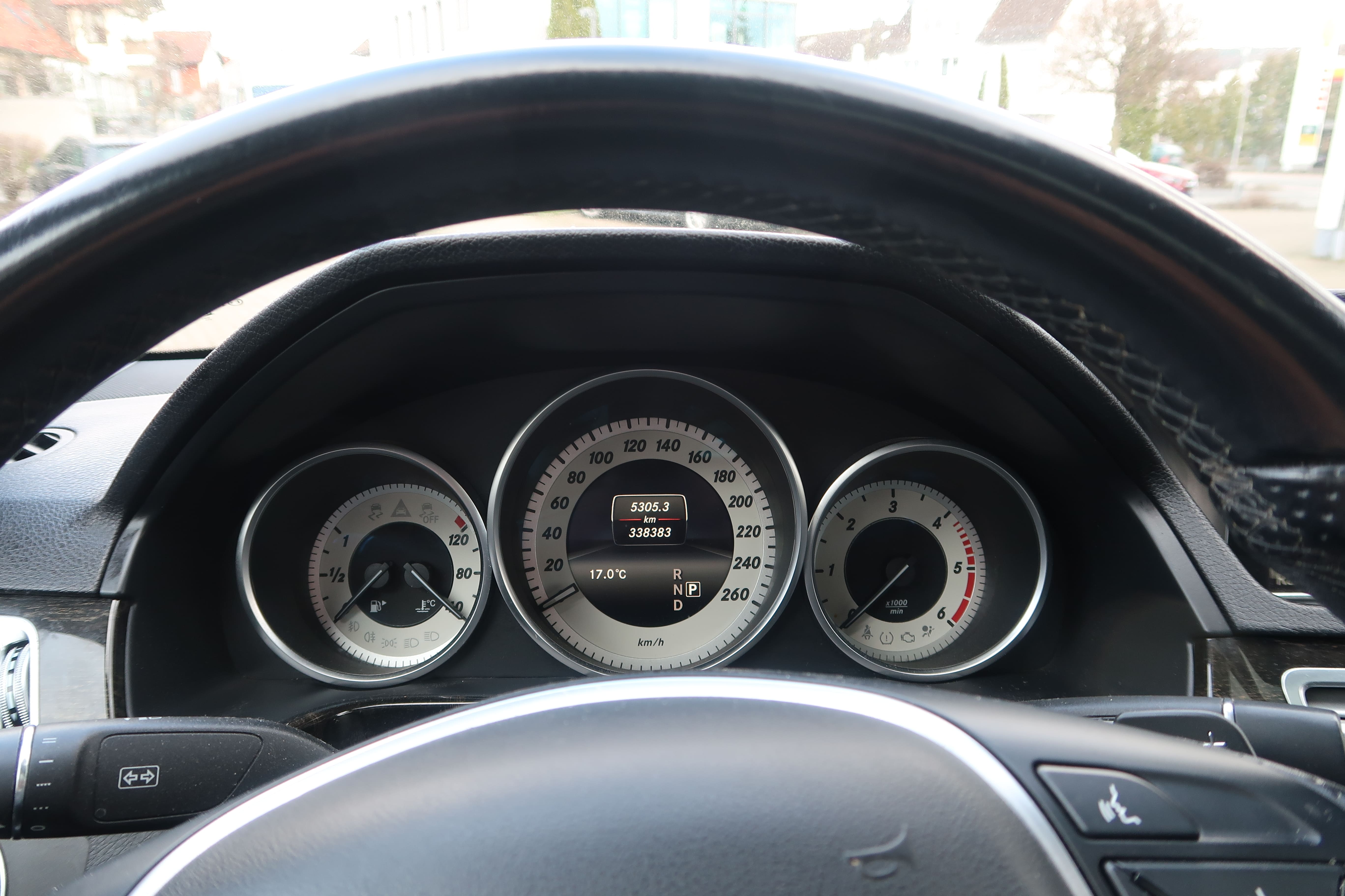 Mercedes-Benz E 350 CDI Bild 7