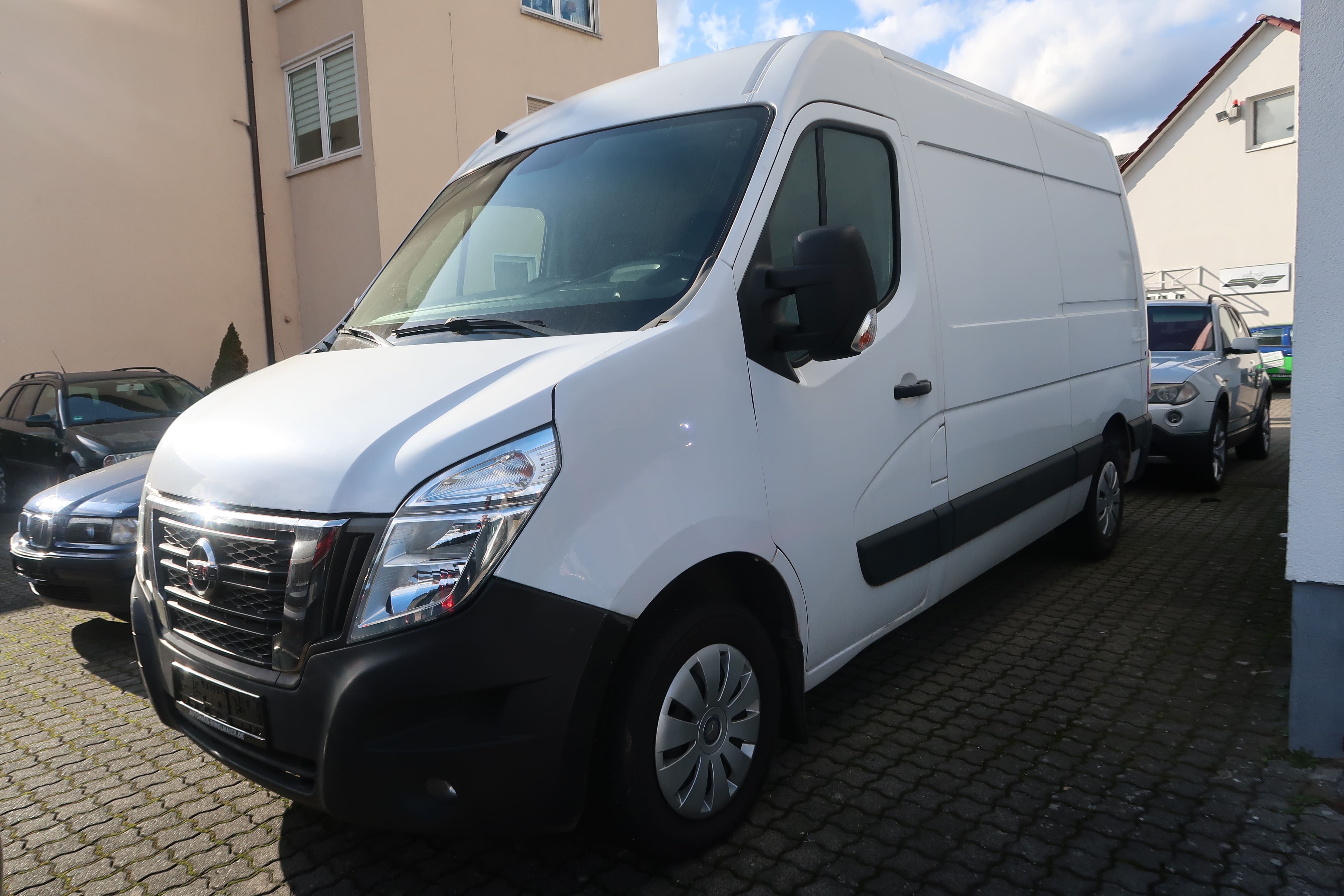 Nissan NV400 Optima L2H2 3DCI 135