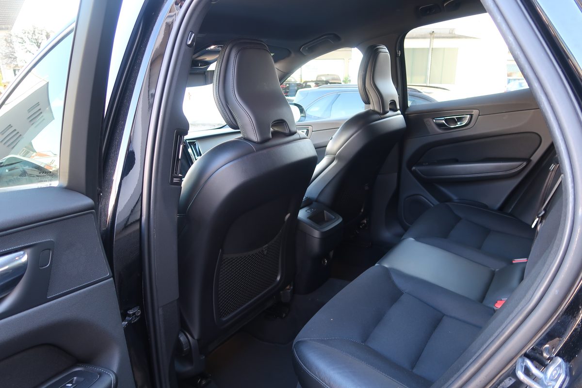 Volvo XC60 D4 AWD Bild 6