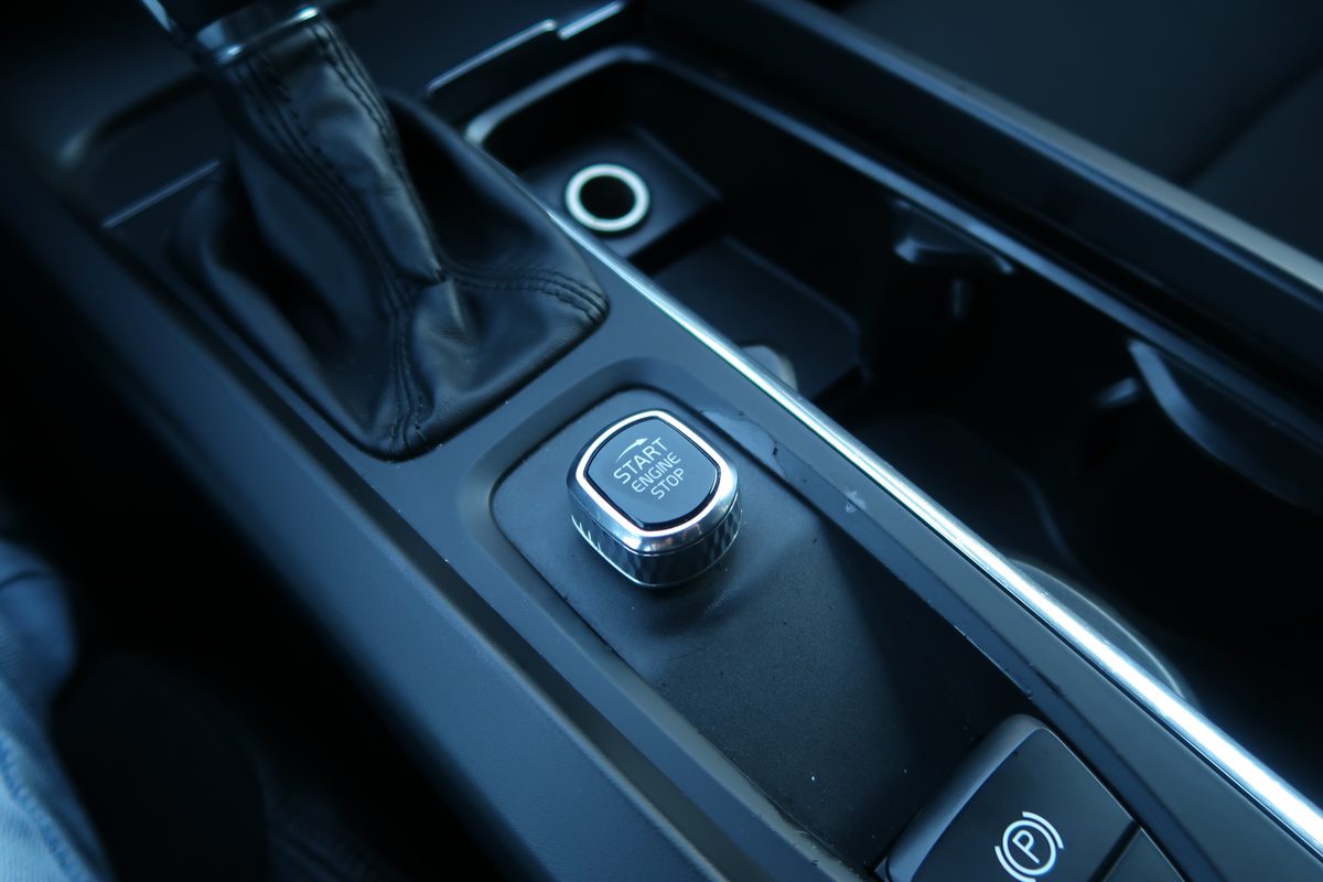 Volvo XC60 D4 AWD Bild 8