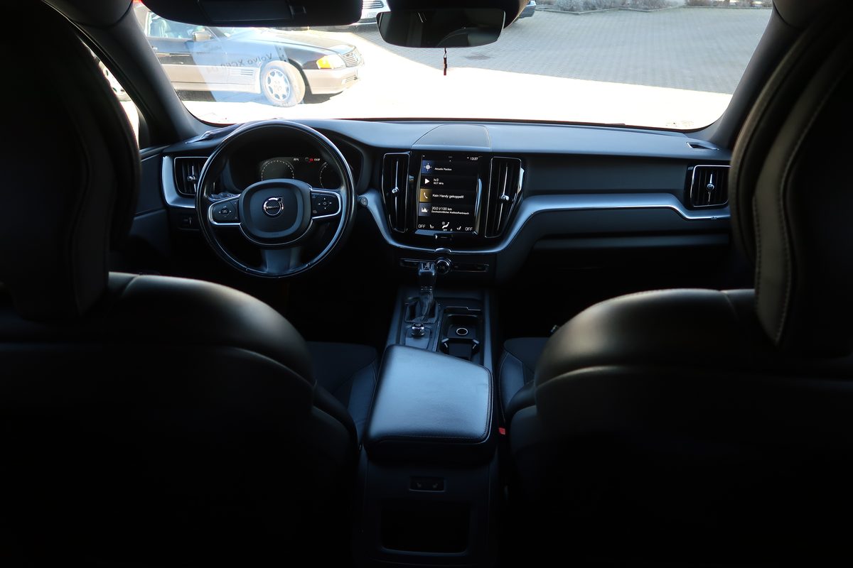 Volvo XC60 D4 AWD Bild 10