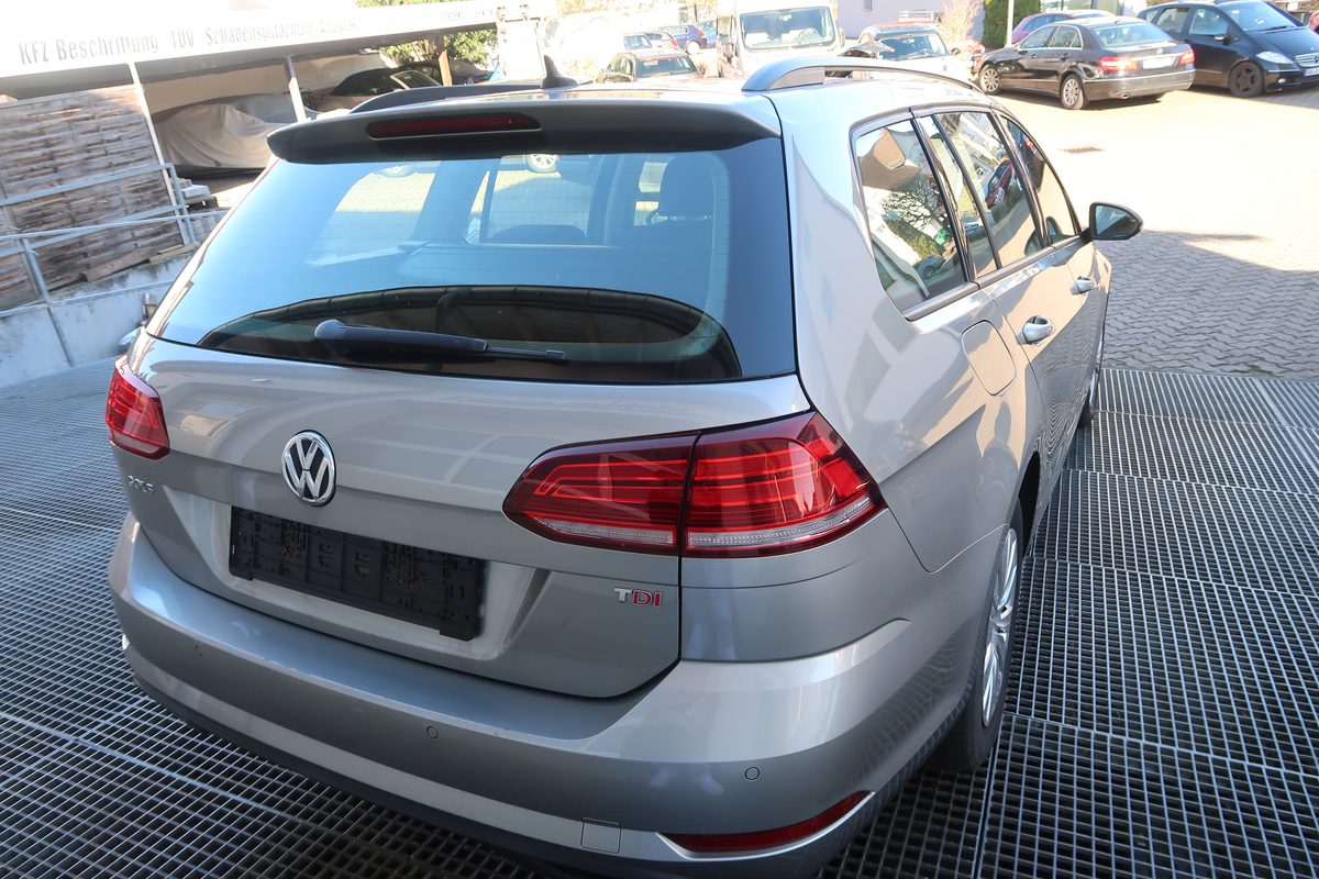 VW Golf Variant Bild 7