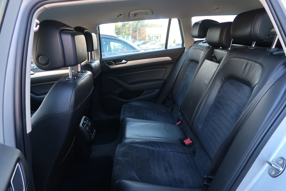 VW Passat Variant Bild 8