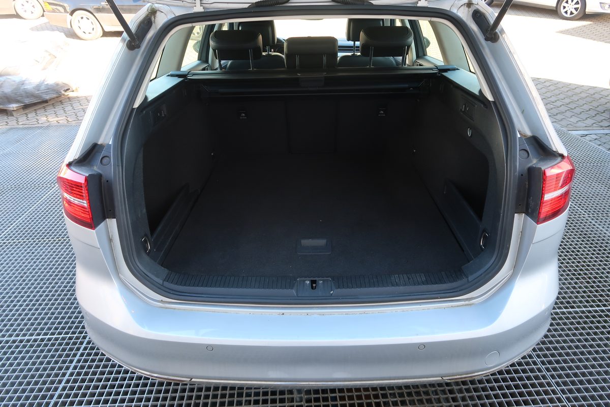 VW Passat Variant Bild 13